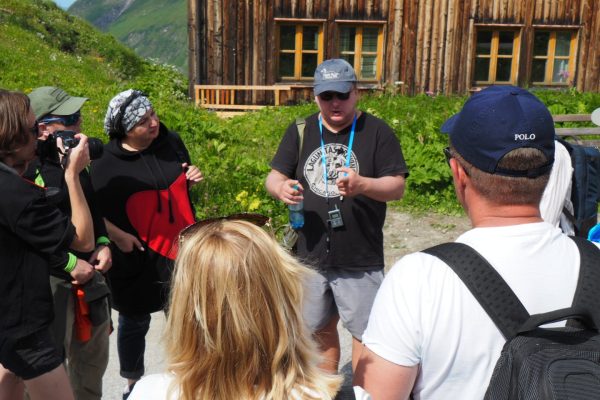 007B73ED-A860-4248-909C-1EC873CEEE48