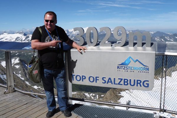 F0EE3427-D4F6-46B4-9889-D12EB5E638EF